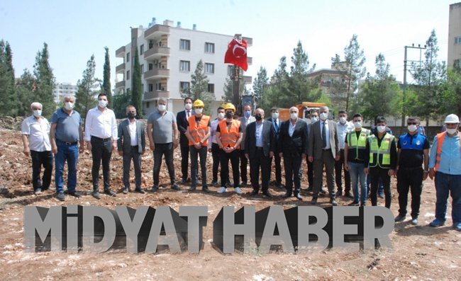 midyat_belediyesi_kultur_ve_kongre_merkezinin_temeli_atildi_h4100_aba8f.jpg