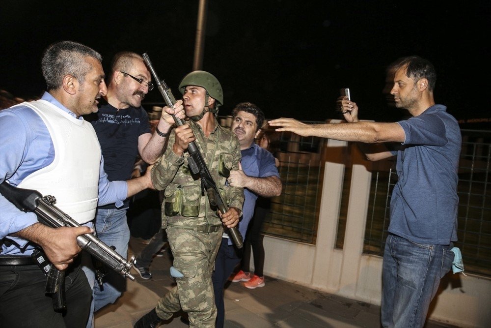 15 Temmuz'un Unutulmaz görüntüleri! galerisi resim 16