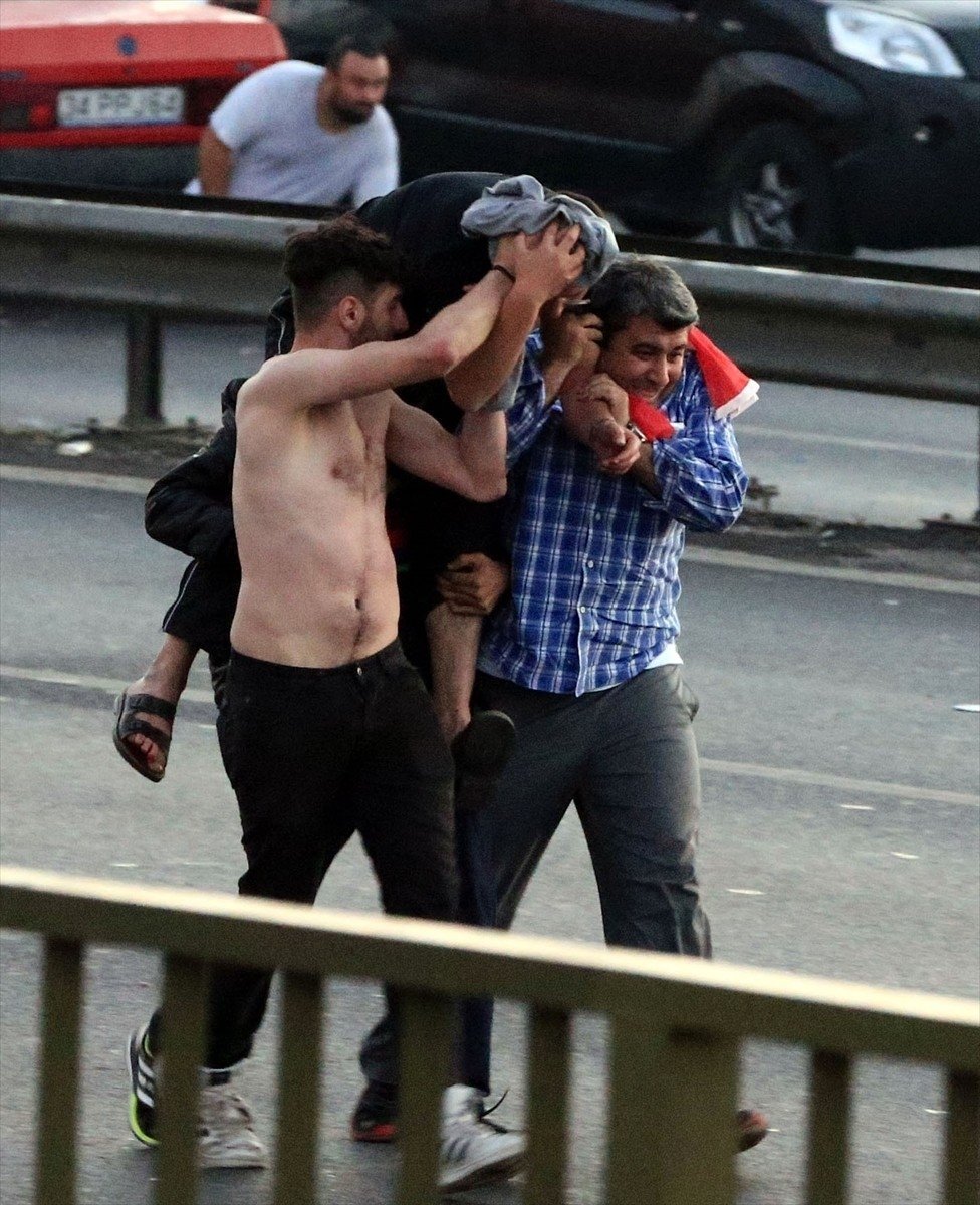 15 Temmuz'un Unutulmaz görüntüleri! galerisi resim 17