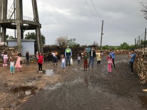 Midyat Belediyesi evde kalan çocuklara bayram şekeri gönderdi