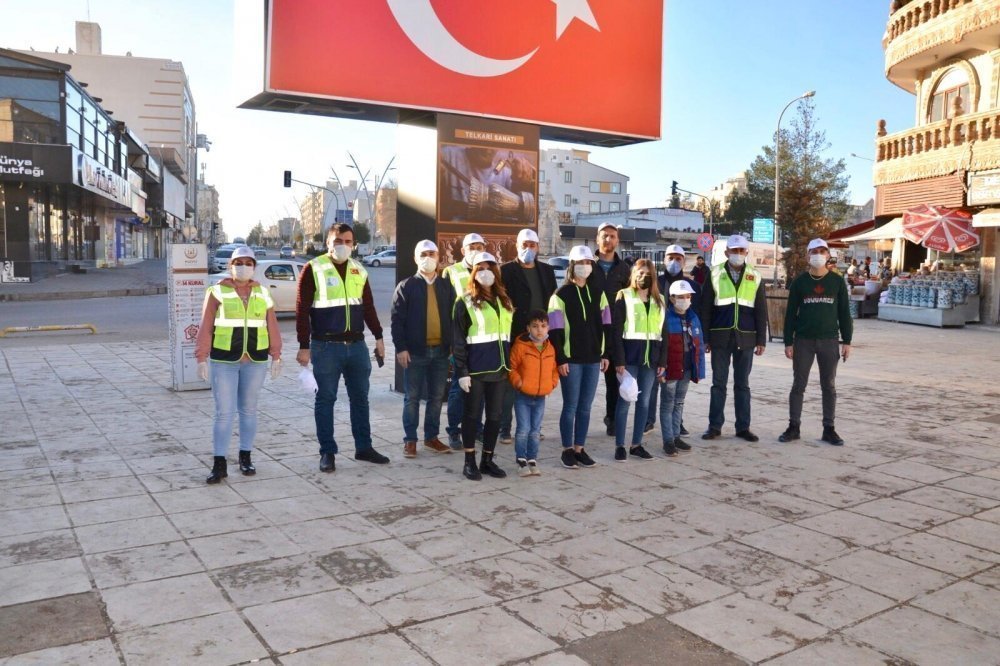 Midyat Belediyesi Sokak Hayvanlarını Unutmadı galerisi resim 17