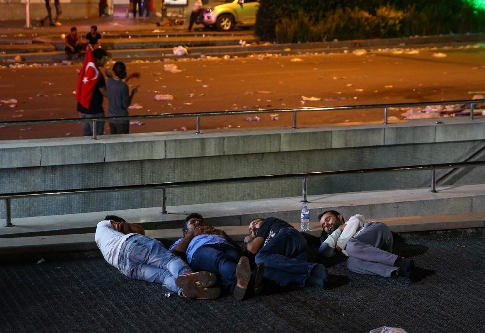 Türkiye'de Demokrasi Nöbeti galerisi resim 4