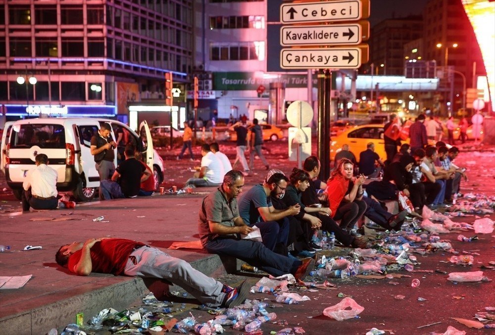 Türkiye'de Demokrasi Nöbeti galerisi resim 5