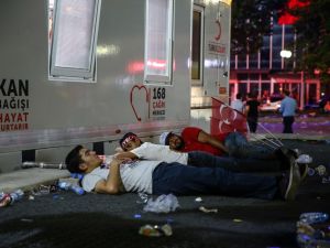 Türkiye'de Demokrasi Nöbeti