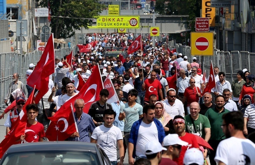 Yeni Kapı Mitingi galerisi resim 1