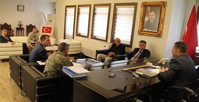 Kaymakam Tekin, dilenci çocuklar için harekete geçti