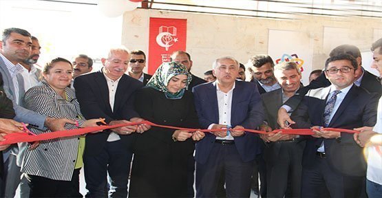 Midyat’ta ‘Kitap Kafe’ hizmete girdi.