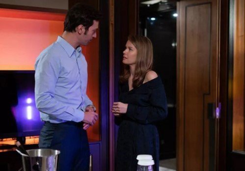 Camdaki Kız 15. yeni bölüm fragmanı yayında! Camdaki Kız dizisi 15. bölüm izleyiciyi neler bekliyor?