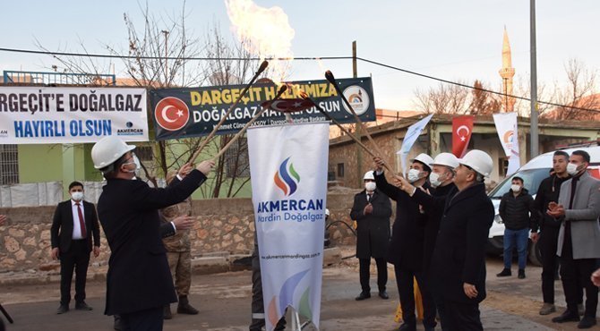 Dargeçit’te Doğalgaz Ateşi Yakıldı