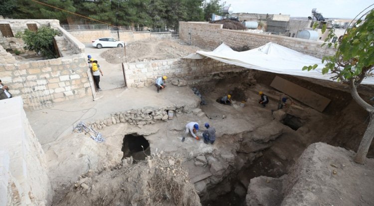 Midyat'ta mağarada başlayan kazı, devasa bir yer altı şehrine doğru ilerliyor