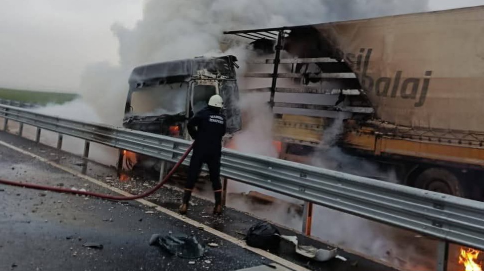 Nusaybin’de kaza yapan TIR, yandı: 1 yaralı