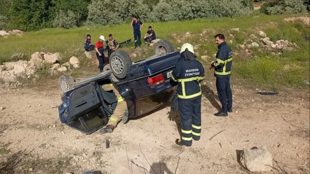 Trafik Kazası: 1 Ölü, 2 Yaralı