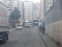 Diyarbakır'da Polis Aracının Geçişi Sırasında Patlama
