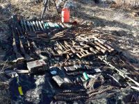 Hasankeyf'te PKK'nın silahları bulundu