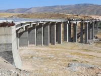 Hasankeyf-2 Köprüsü'nde sona yaklaşılıyor