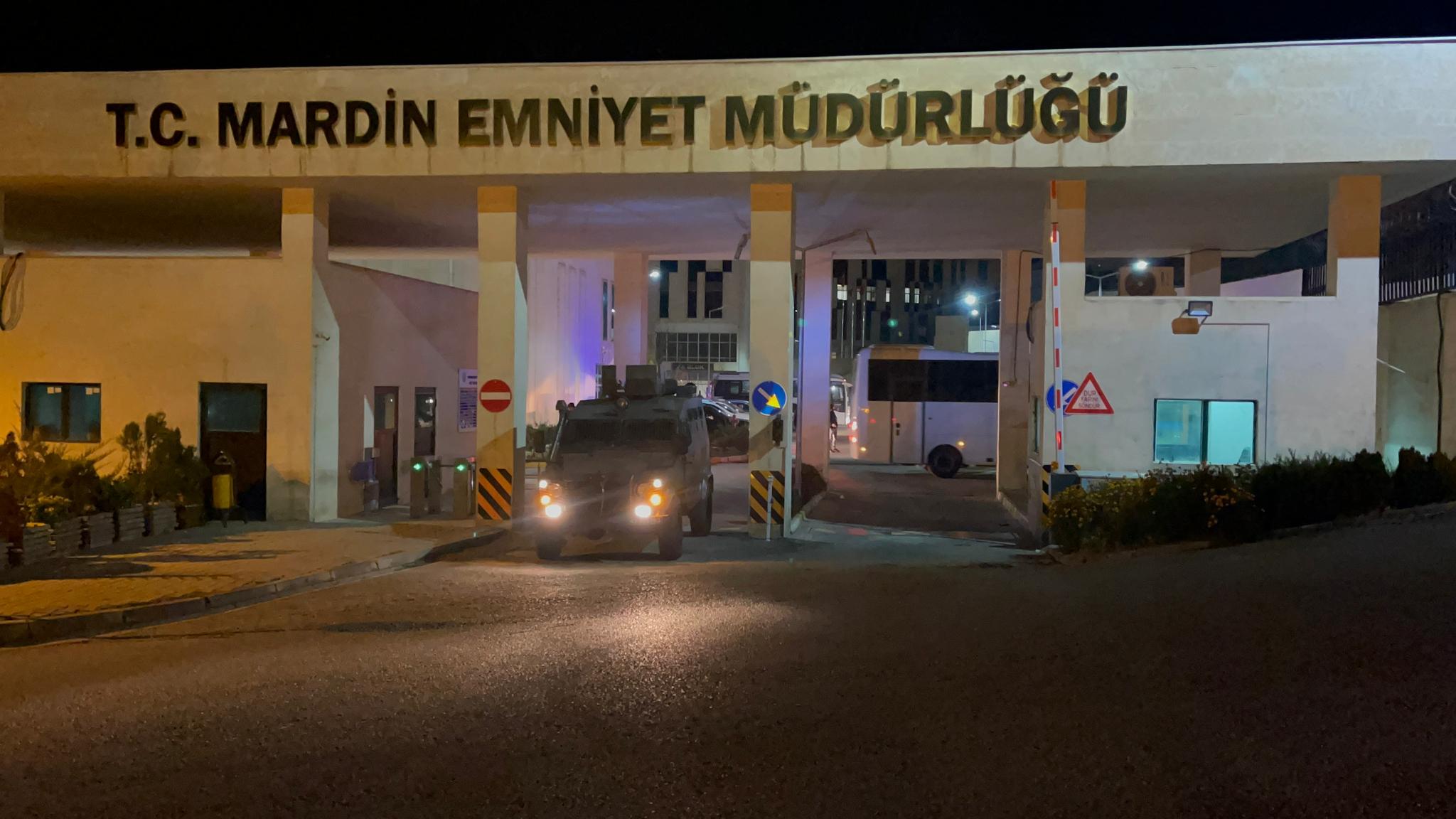mardinde-750-polisle-birlikte-duzenlenen-operasyonda-uyusturucu-tacirlerine-agir-bir-darbe-vuruldu-4.jpg