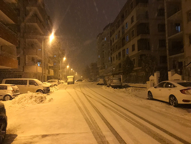 midyatta-beklenen-kar-yagisi-basladi-(18).jpeg