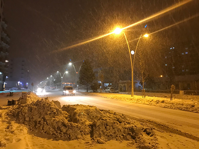 midyatta-beklenen-kar-yagisi-basladi-(19).jpeg