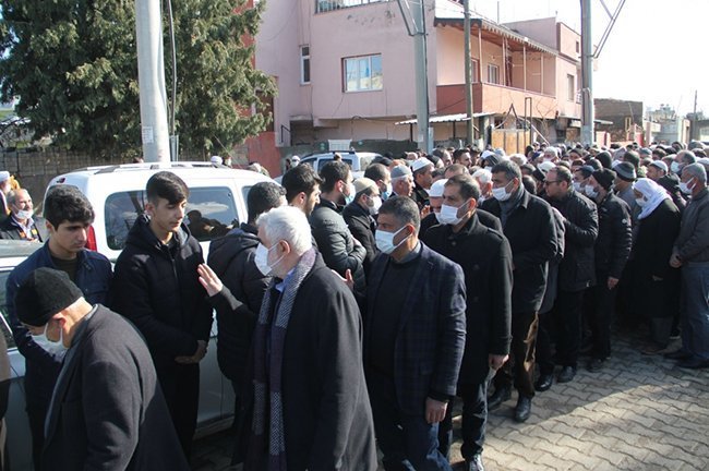 molla-zubeyir-arnasi-ebediyete-ugurlandi-(17).jpg