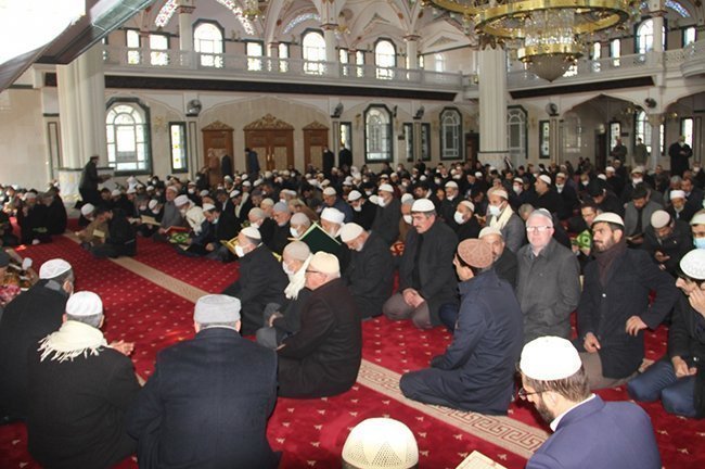 molla-zubeyir-arnasi-ebediyete-ugurlandi-(6).jpg