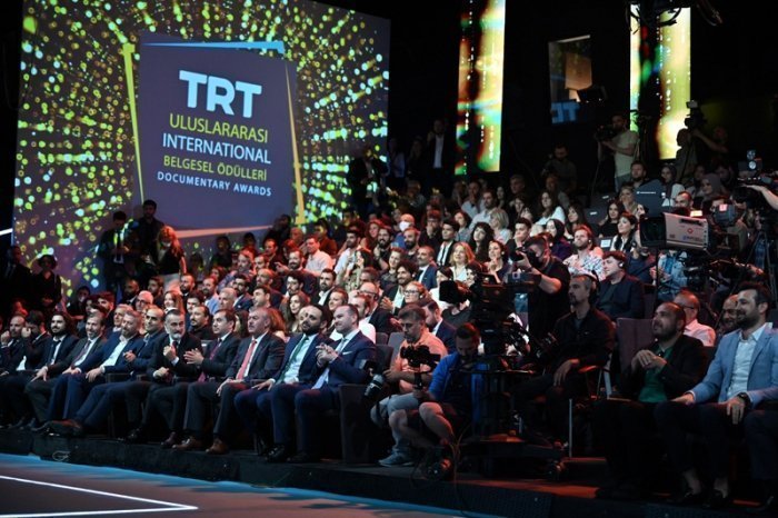 trt-belgeselde-en-iyi-senaryo-odulu-nusaybinli-yonetmene-verildi-2.jpg