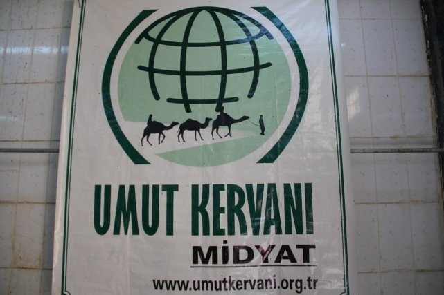 umut-kervani-midyatta-yuzlerce-yetim-ve-muhtac-aileye-kurban-eti-ulastirdi-13.jpg
